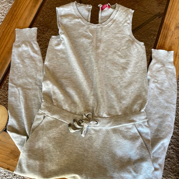 Nwt lounge jumpsuit - Picture 2 of 4